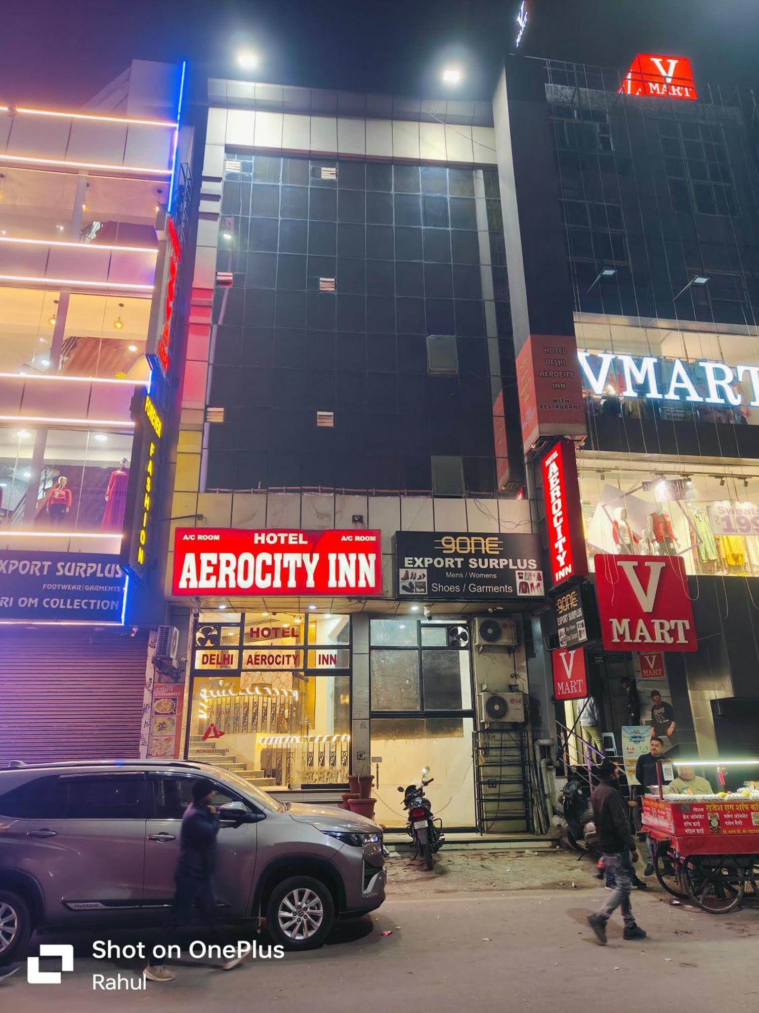 Hotel Delhi Aerocity Inn Nuova Delhi Esterno foto