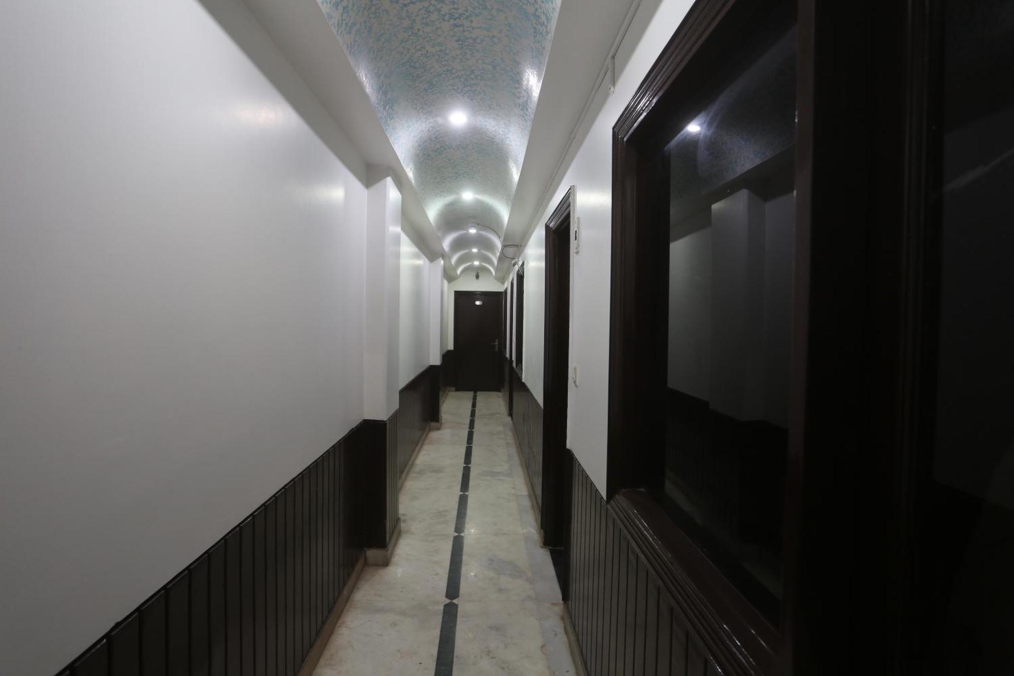 Hotel Delhi Aerocity Inn Nuova Delhi Esterno foto