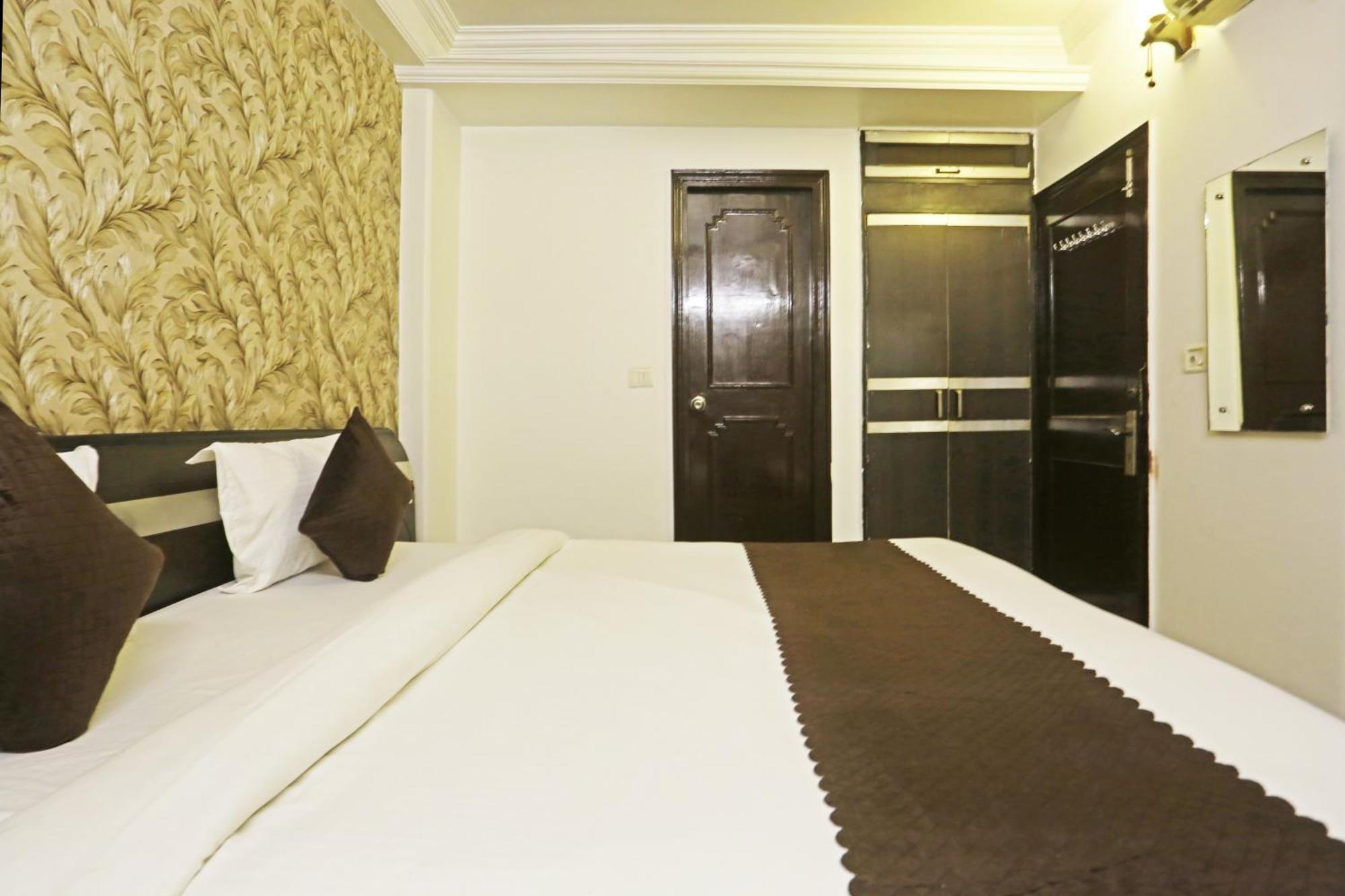 Hotel Delhi Aerocity Inn Nuova Delhi Esterno foto