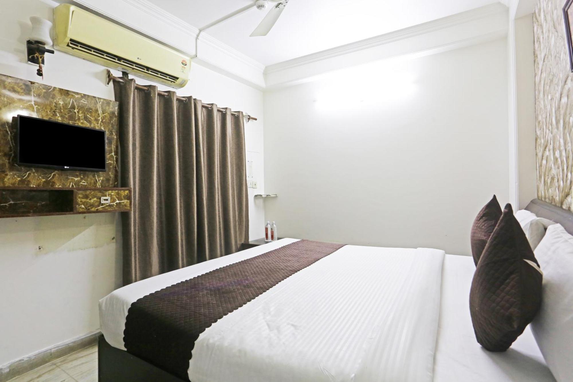 Hotel Delhi Aerocity Inn Nuova Delhi Esterno foto