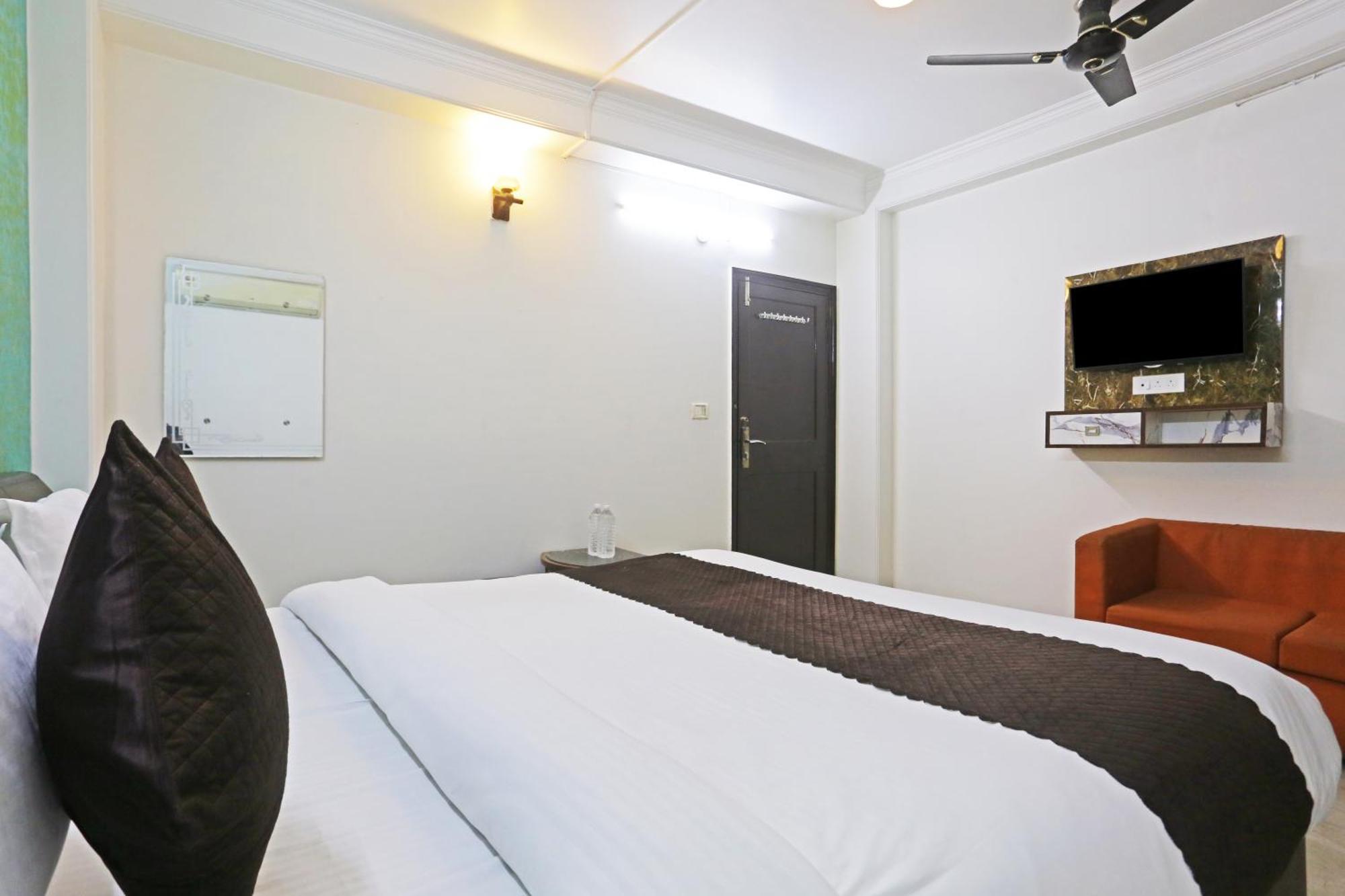 Hotel Delhi Aerocity Inn Nuova Delhi Esterno foto